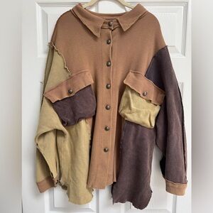 NEW POL Vintage Wash Brown Color Block Top With Pocket Size Small